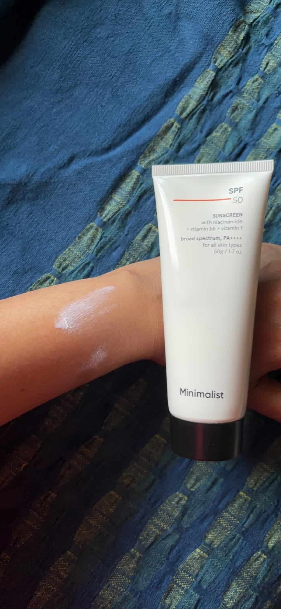 Texture and Colour of Sunscreen.